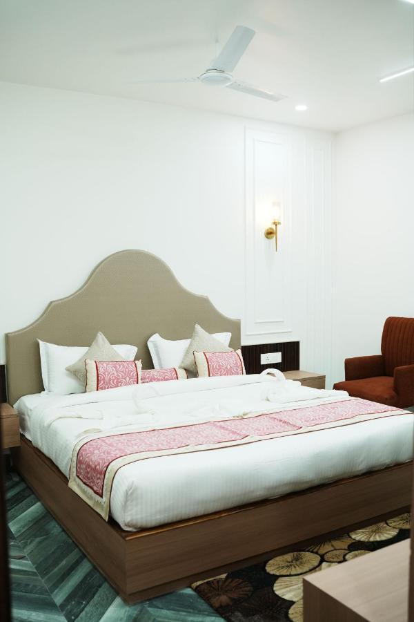 Hotel Anaya Retreat à Bénarès Extérieur photo